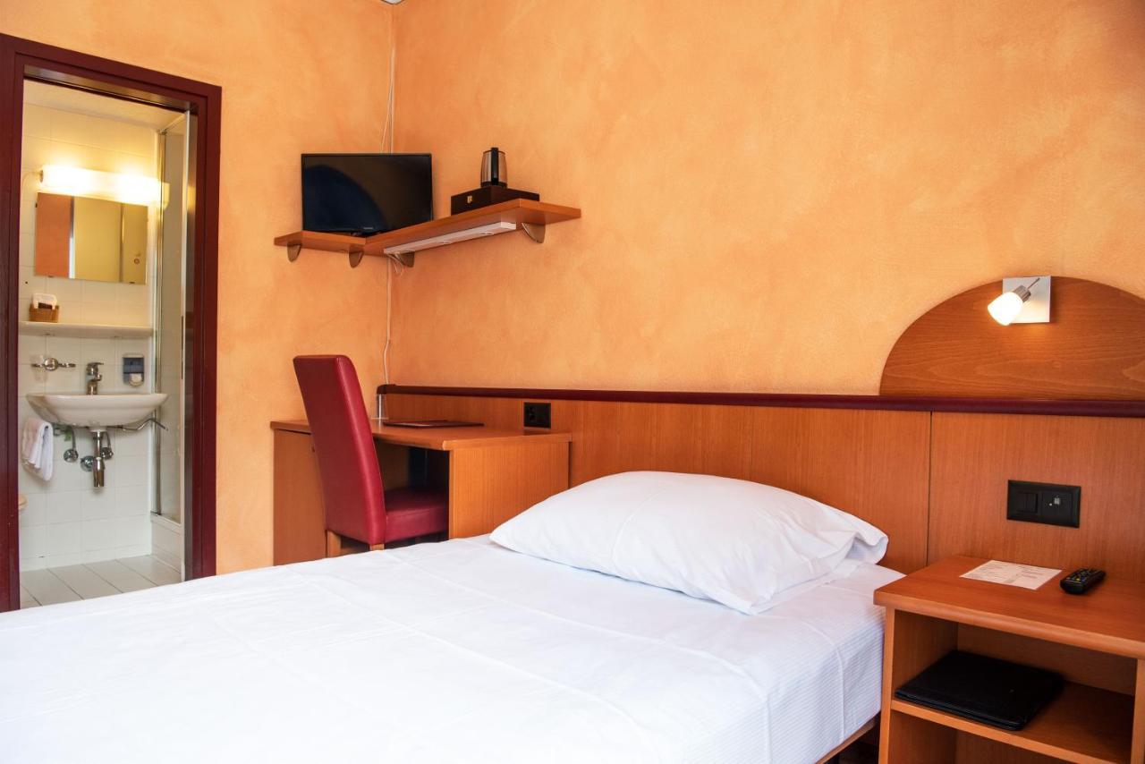 Hotel Al Giardinetto Biasca Zewnętrze zdjęcie